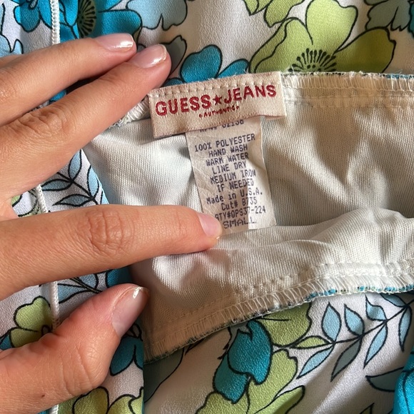 VINTAGE GUESS JEANS SKIRT size small - Picture 2 of 3